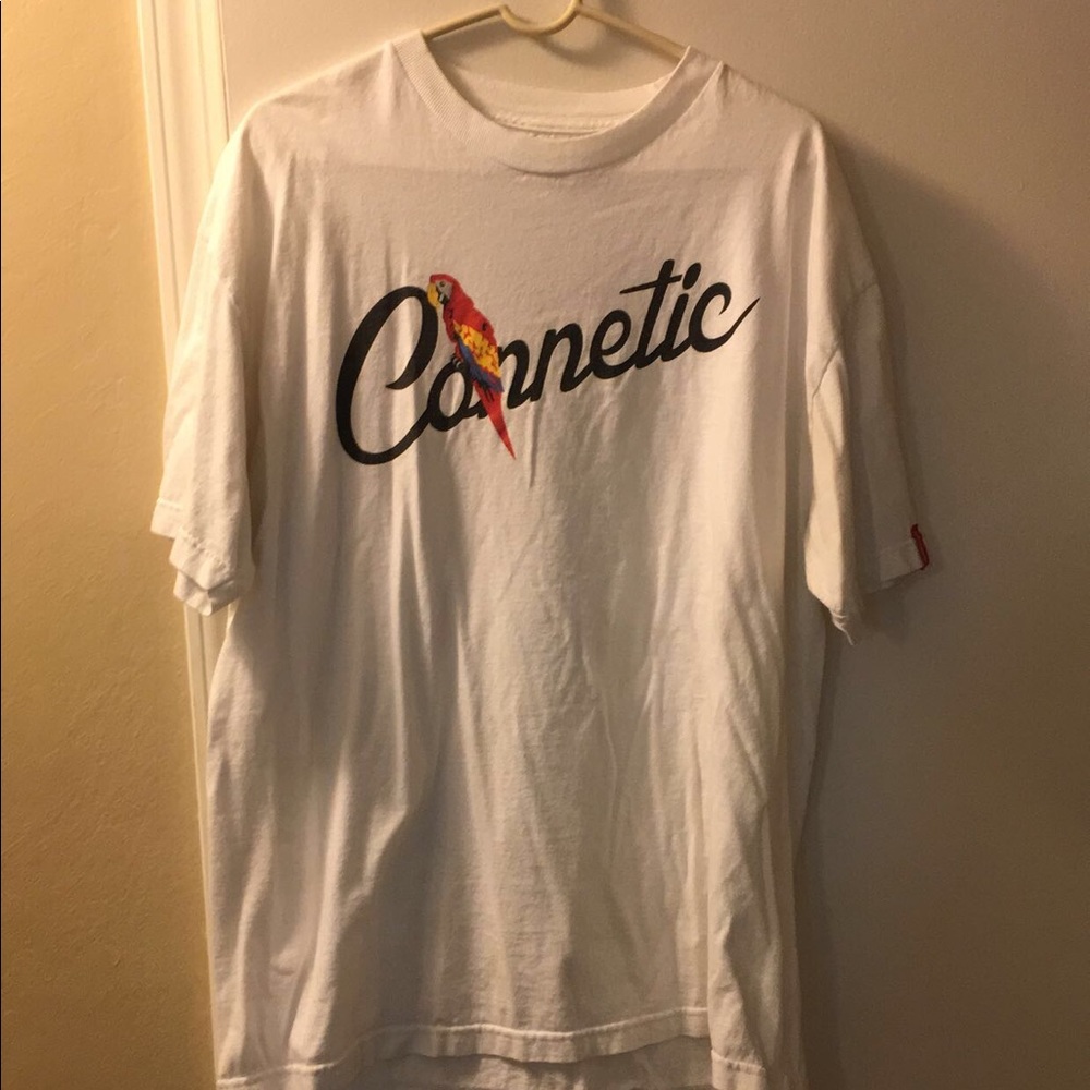 Connetic Parrot T-Shirt